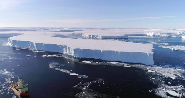 Terraforming Icebergs Into Movable Seastead Countries